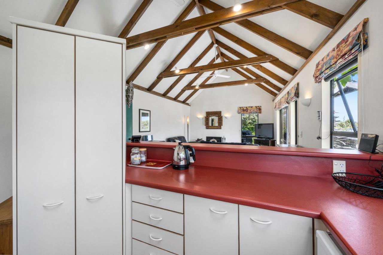 Waimea Cottage - Waikanae Holiday Home Exterior foto